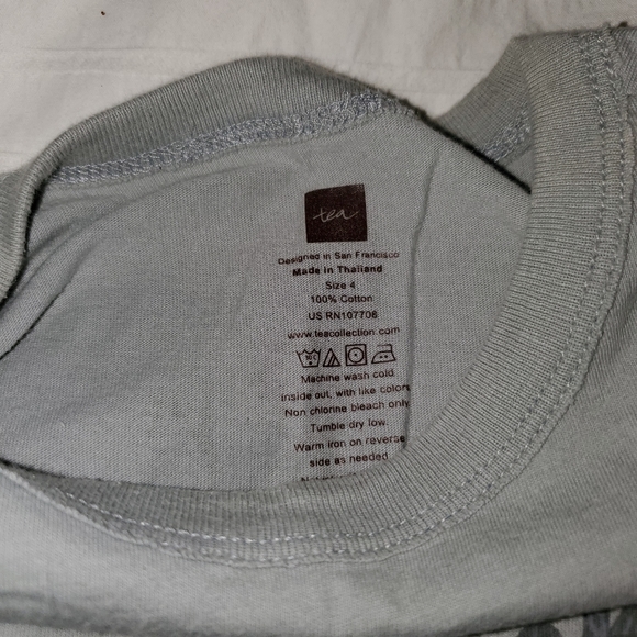 Tea Collection Shirts & Shorts Sz 4 - 4 Items - Picture 5 of 7